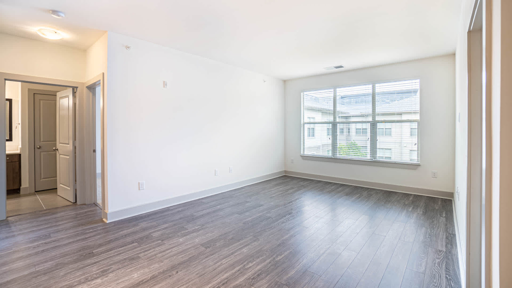 9305 Corporate Blvd - Photo 13