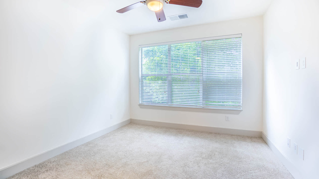 9305 Corporate Blvd - Photo 26