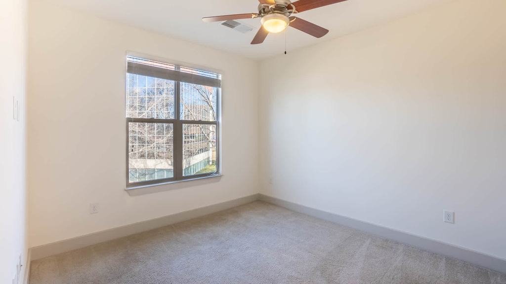9305 Corporate Blvd - Photo 29