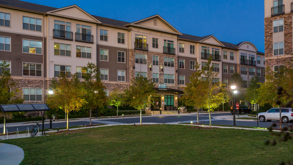 9305 Corporate Blvd - Photo 1