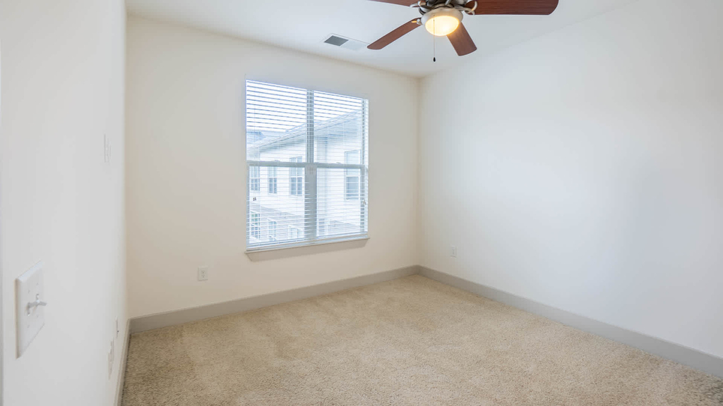 9305 Corporate Blvd - Photo 27