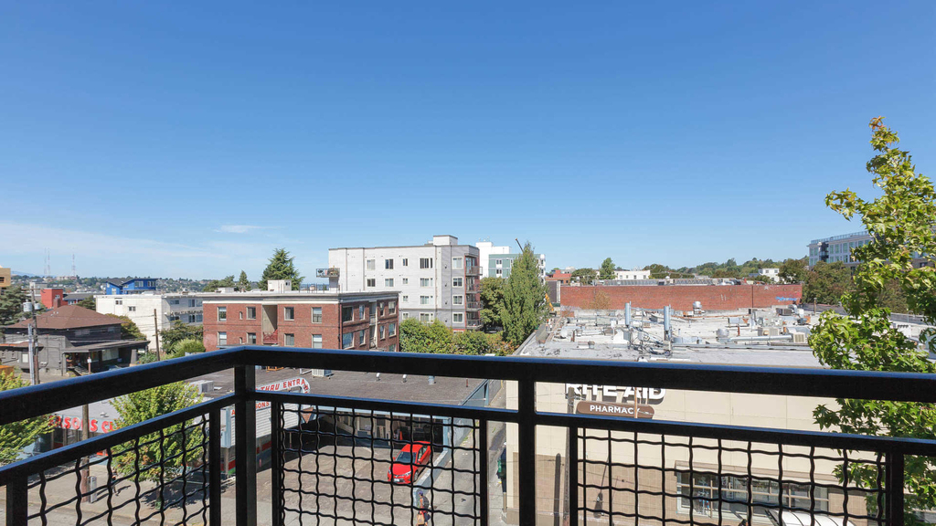 130 Harvard Avenue East - Photo 27
