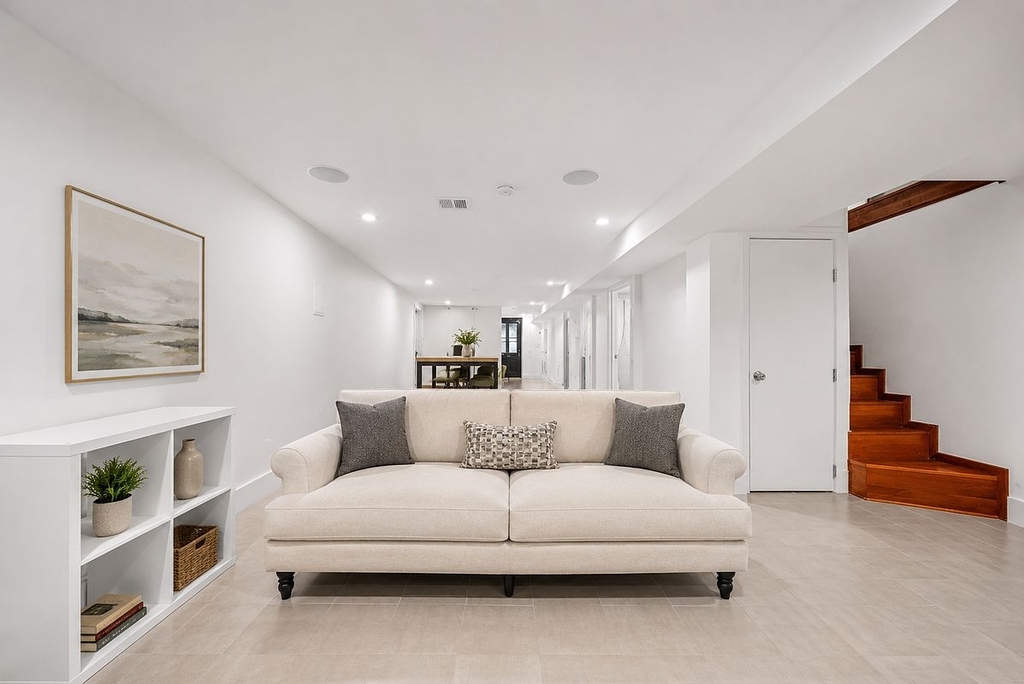 Sterling Place - Photo 5