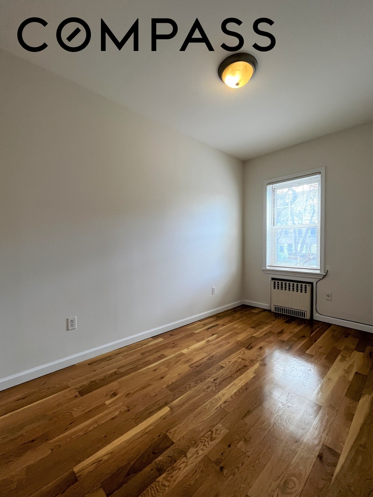 56th Street - Photo 8