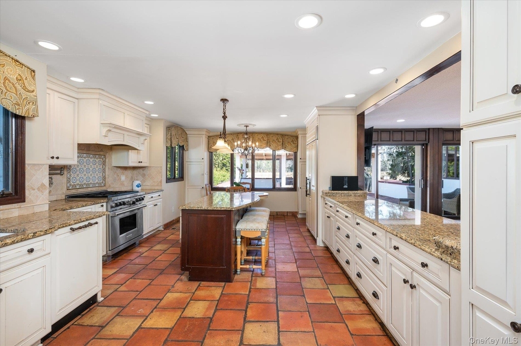 8 Plaka Court - Photo 12