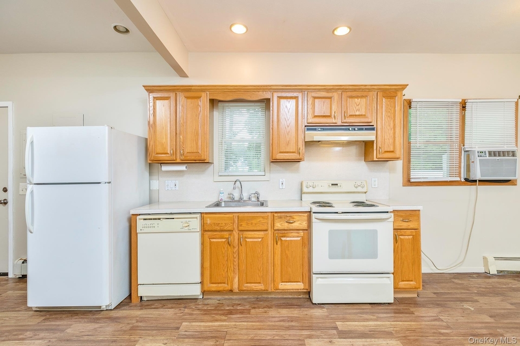 4 Brooktree Court - Photo 9