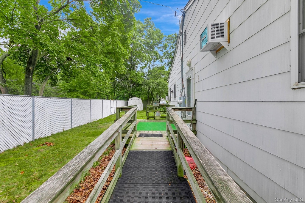 4 Brooktree Court - Photo 0