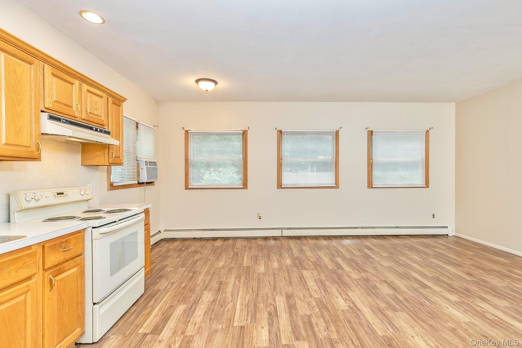 4 Brooktree Court - Photo 5