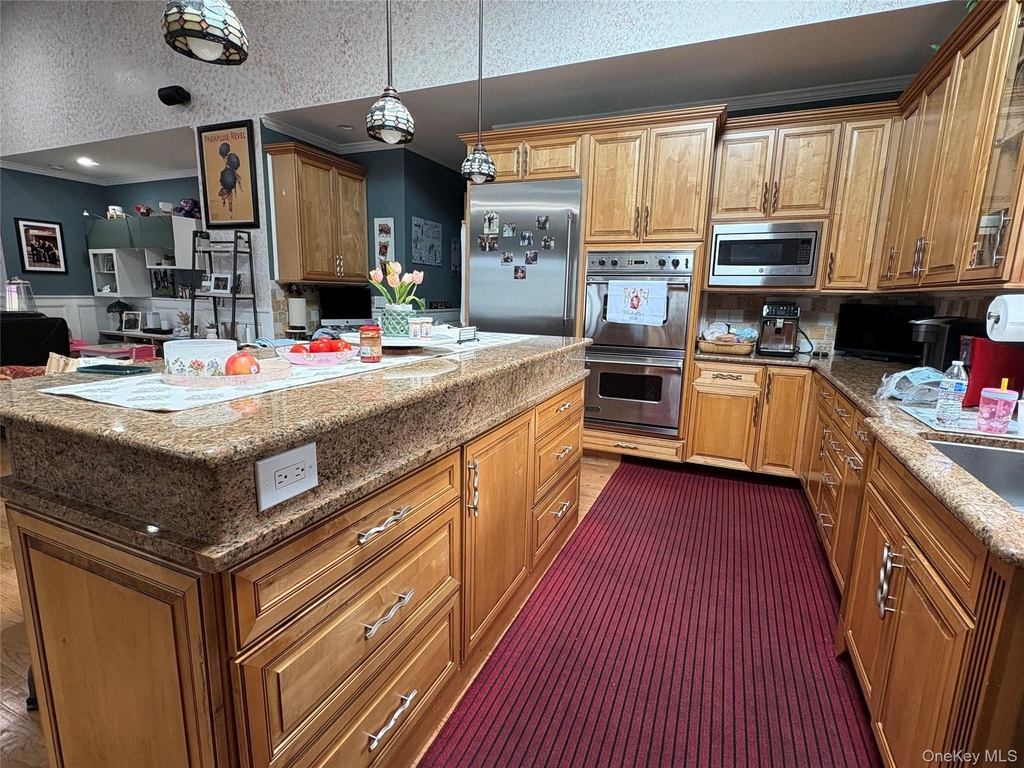 267 Dante Avenue - Photo 12