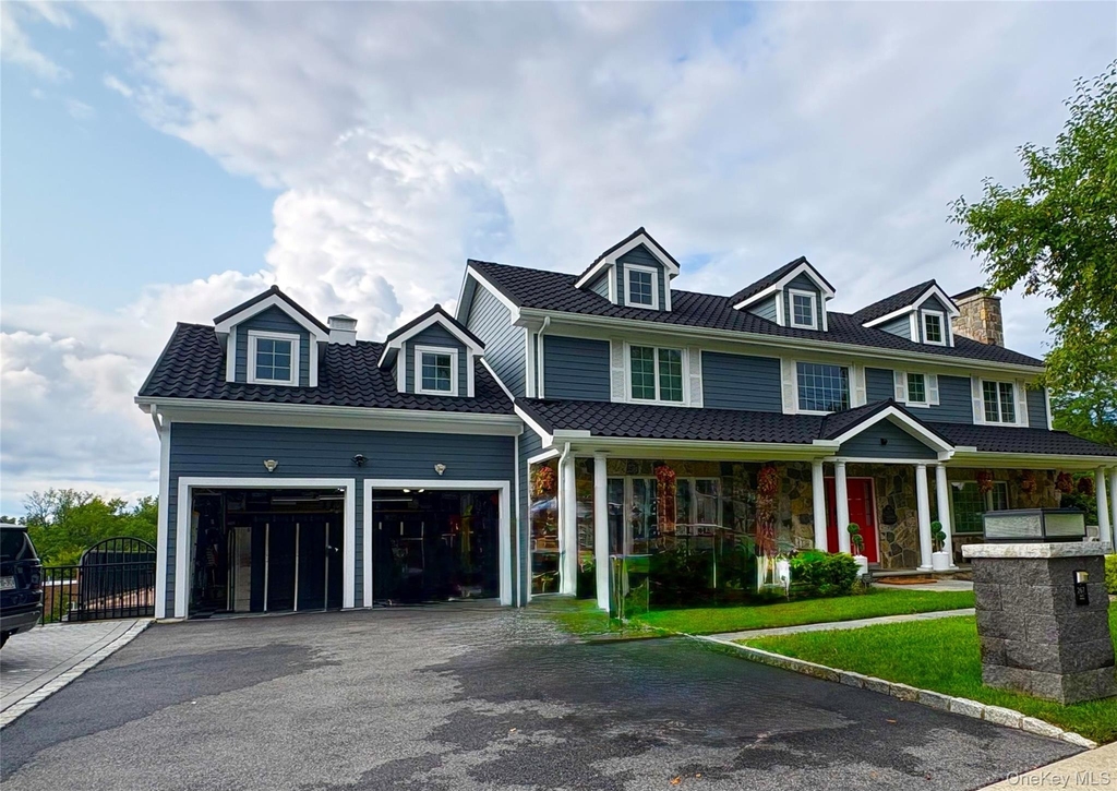 267 Dante Avenue - Photo 1