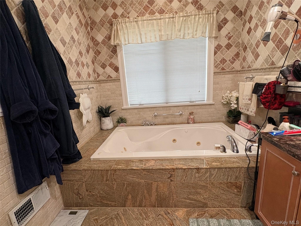 267 Dante Avenue - Photo 16