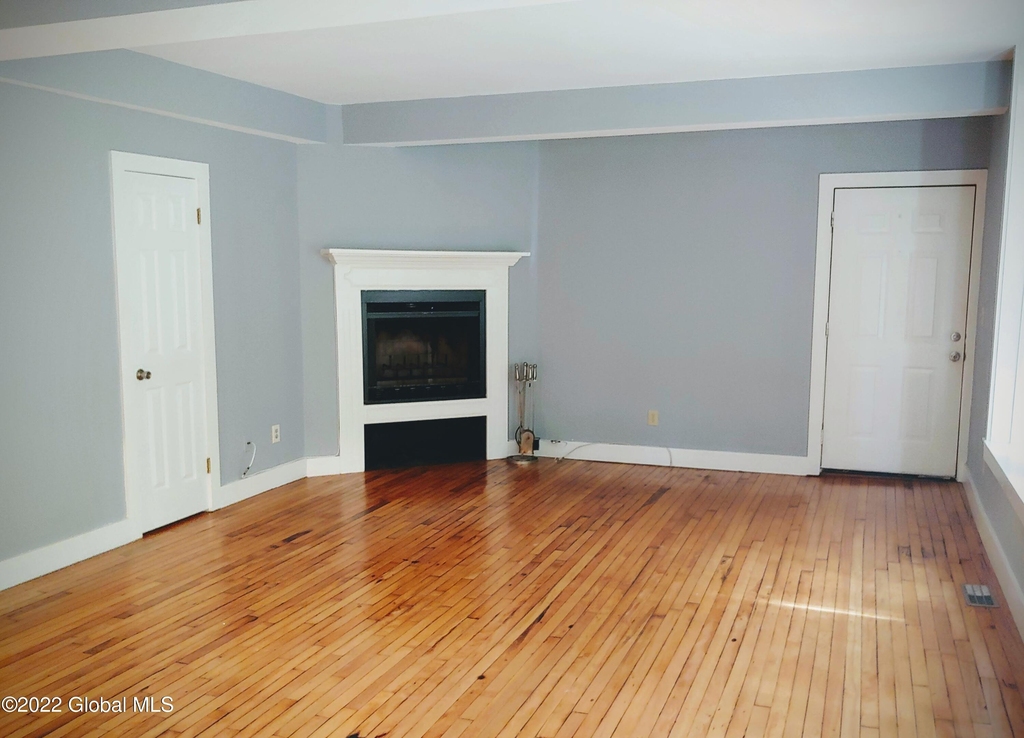 199 Jay Street - Photo 2