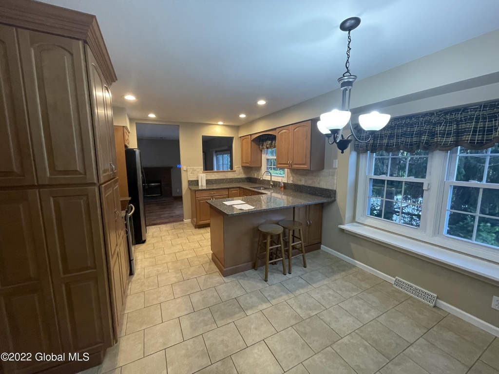 63 Swatling Road - Photo 9