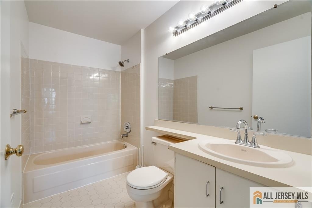 35 Brighton Way - Photo 5