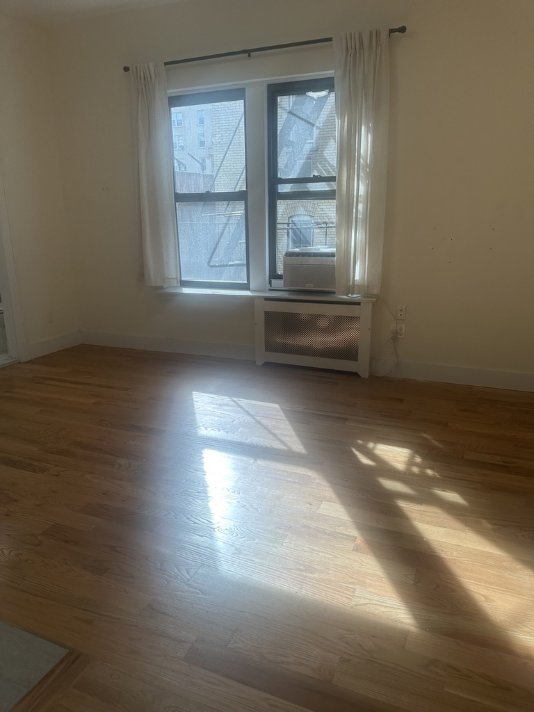 294 West 92nd Street - Photo 2