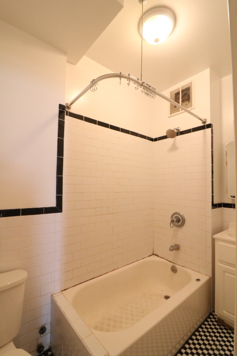 443 West 49th Street - Photo 7