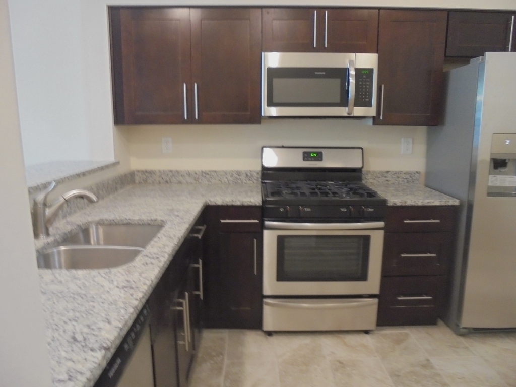 1454 Walnut Hill Avenue - Photo 7