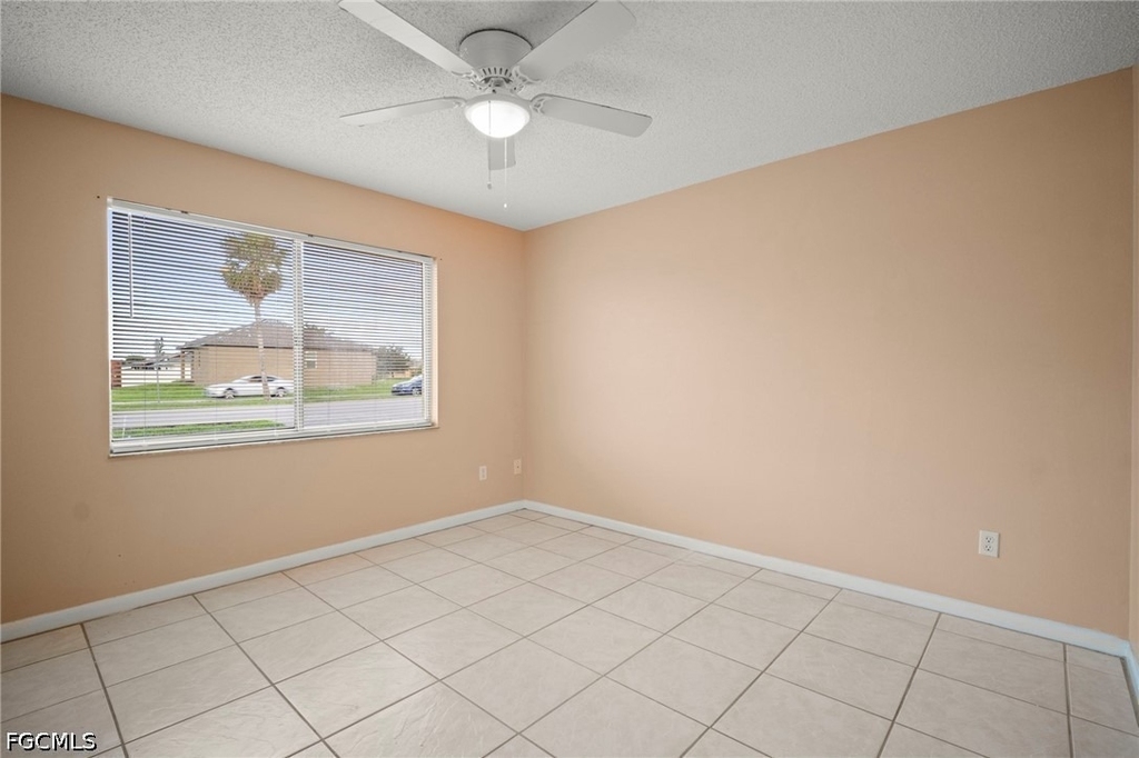 4406 Santa Barbara Boulevard - Photo 10