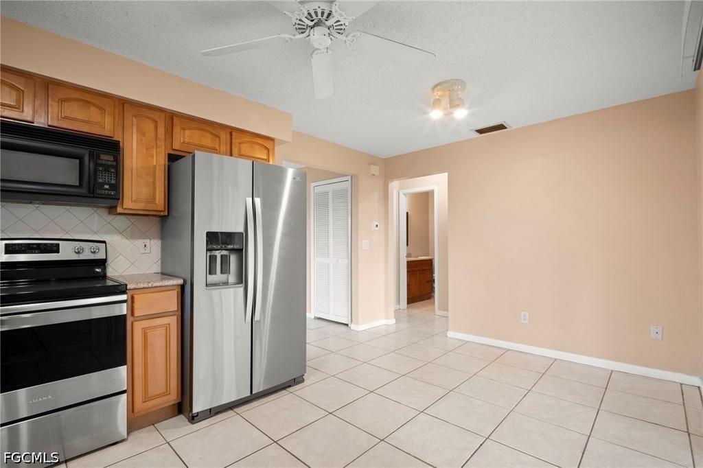 4406 Santa Barbara Boulevard - Photo 9