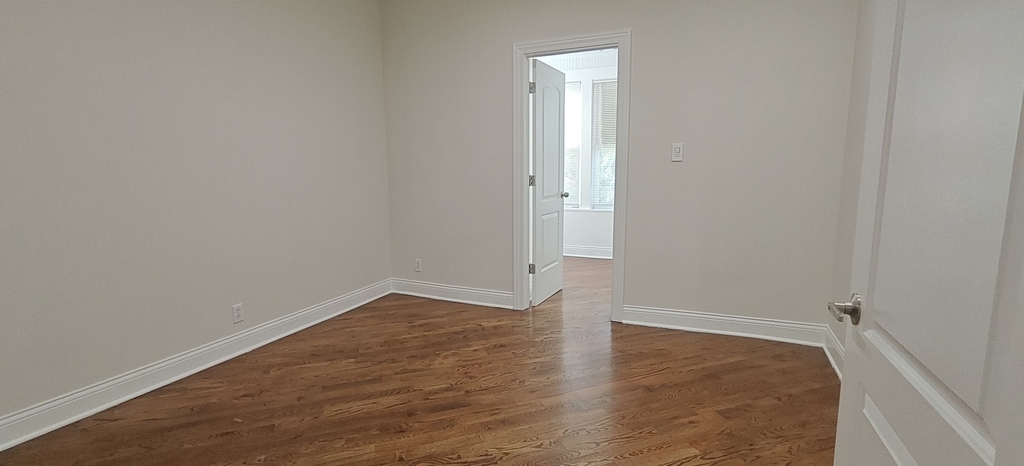 4222 N Laramie Avenue - Photo 12