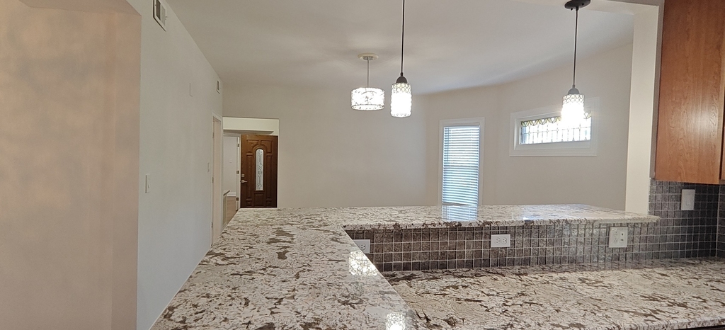4222 N Laramie Avenue - Photo 7