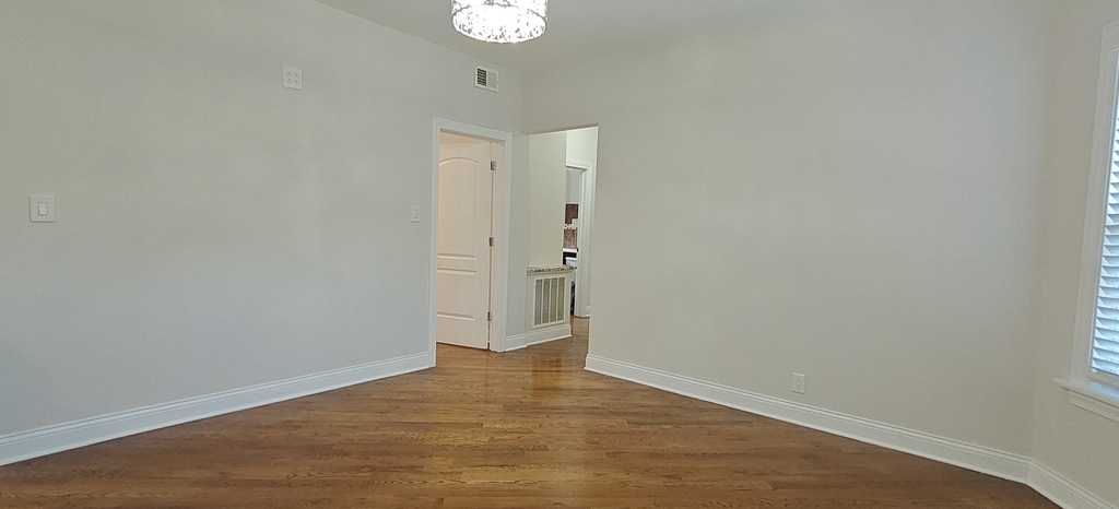 4222 N Laramie Avenue - Photo 10