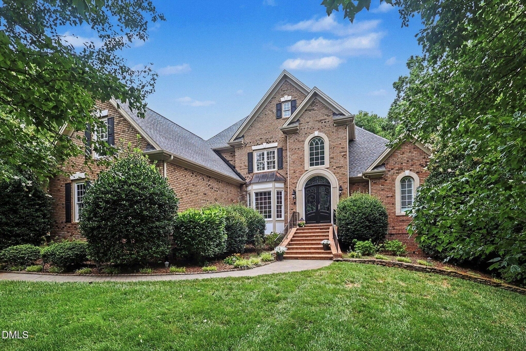 6121 Carlyle Drive - Photo 2