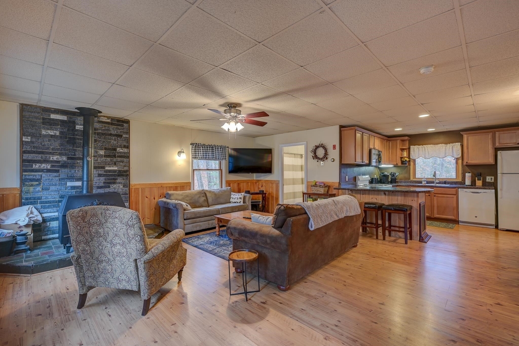 30 Middle Shore - Photo 2