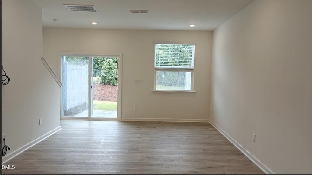 1117 Mountain Crown Street - Photo 6