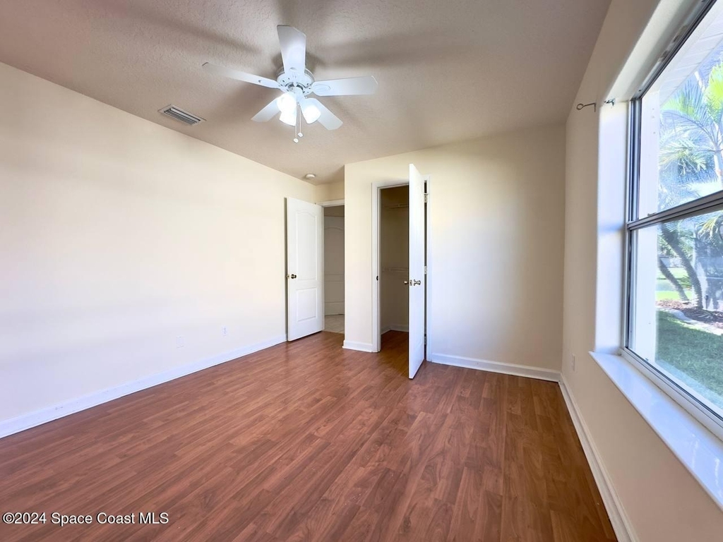 565 Limerick Drive - Photo 25