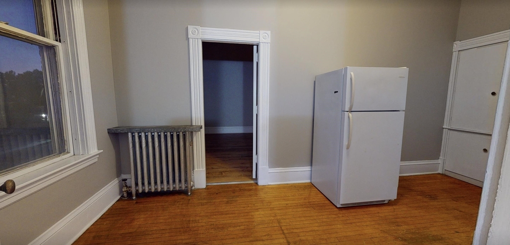 101 Main - Photo 2