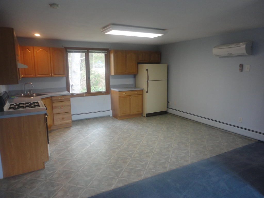387 Main - Photo 8