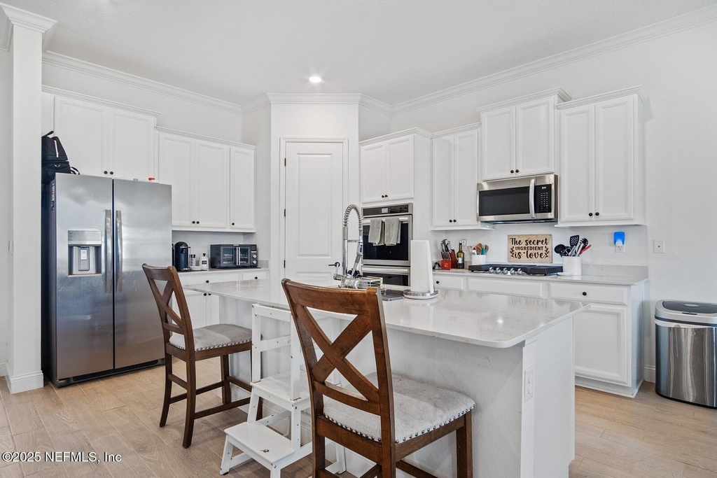 181 Oaklawn Court - Photo 5