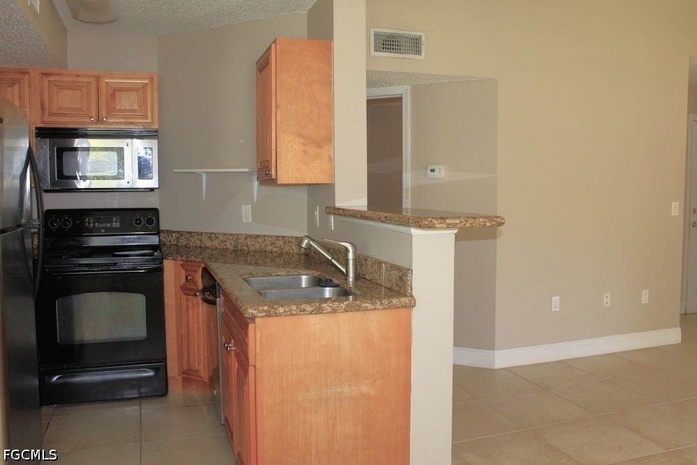 12550 Equestrian Circle - Photo 4