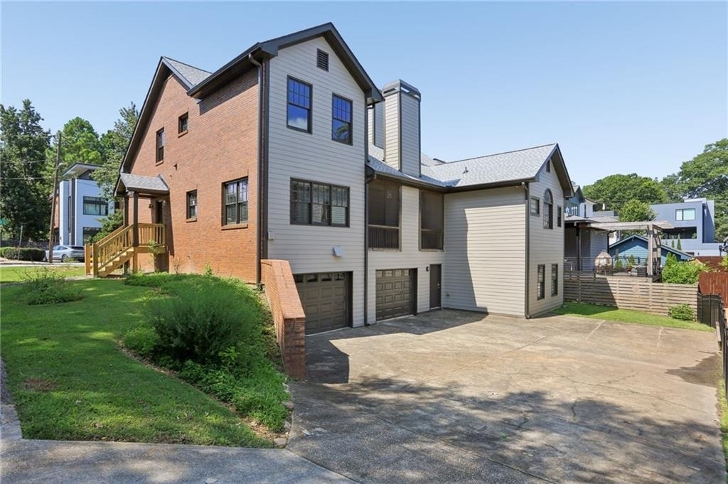 292 Fortune Street Ne - Photo 2