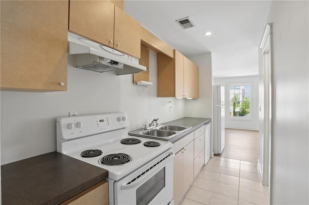 292 Fortune Street Ne - Photo 7