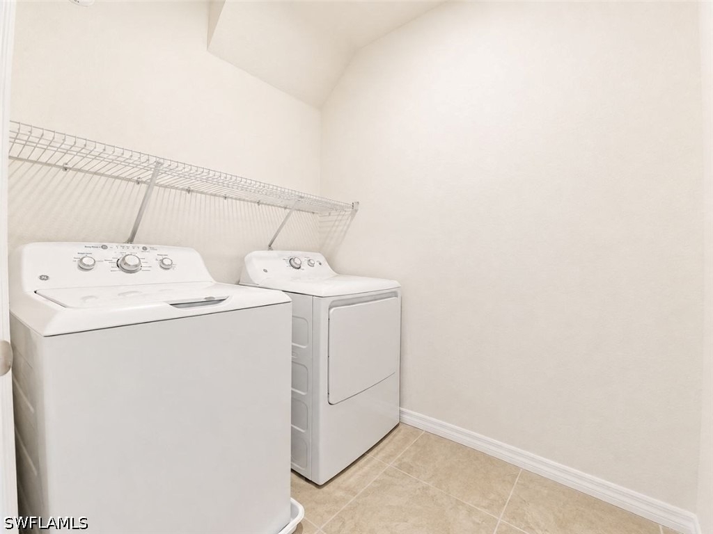 2736 Dumont Lane - Photo 26