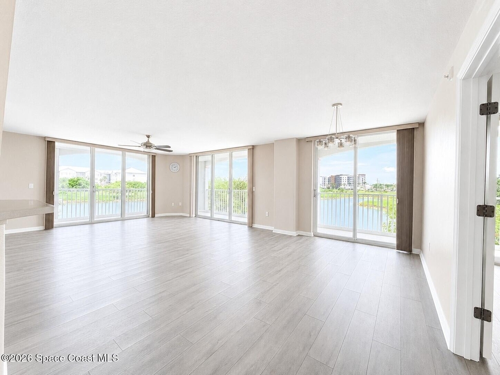 8903 Laguna Lane - Photo 9