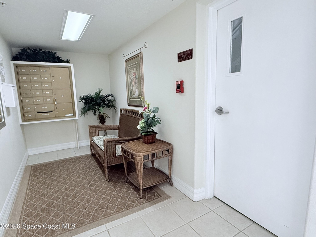 8903 Laguna Lane - Photo 3