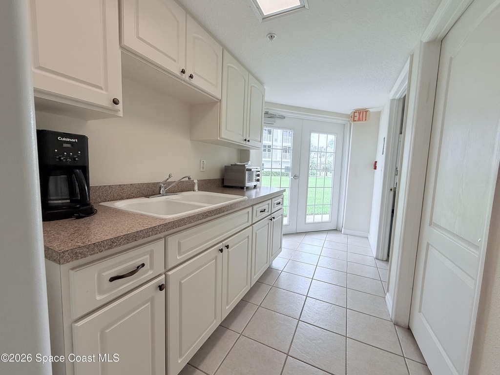 8903 Laguna Lane - Photo 37