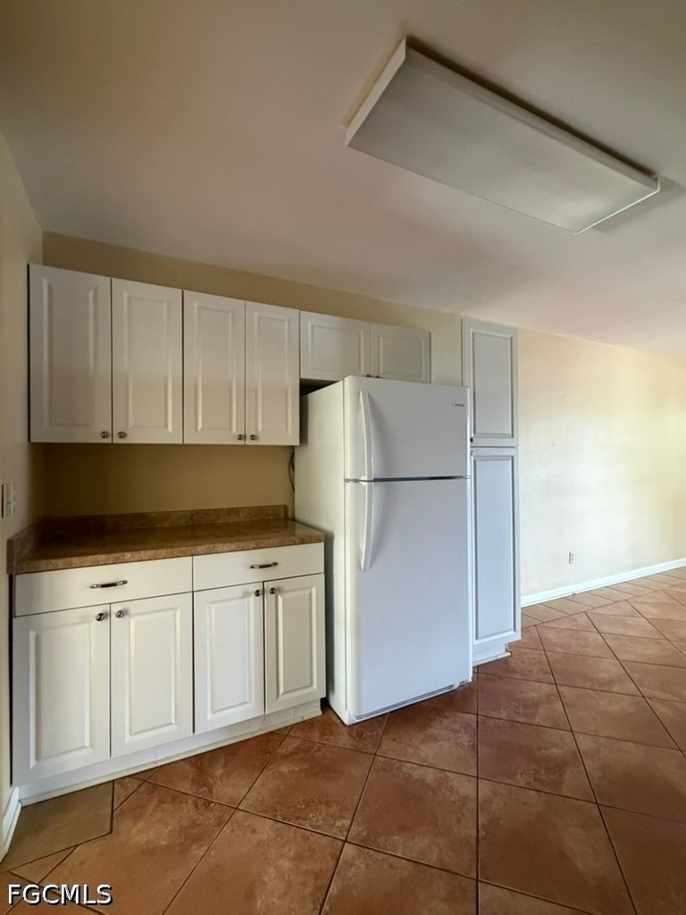 4924 Vincennes Street - Photo 3
