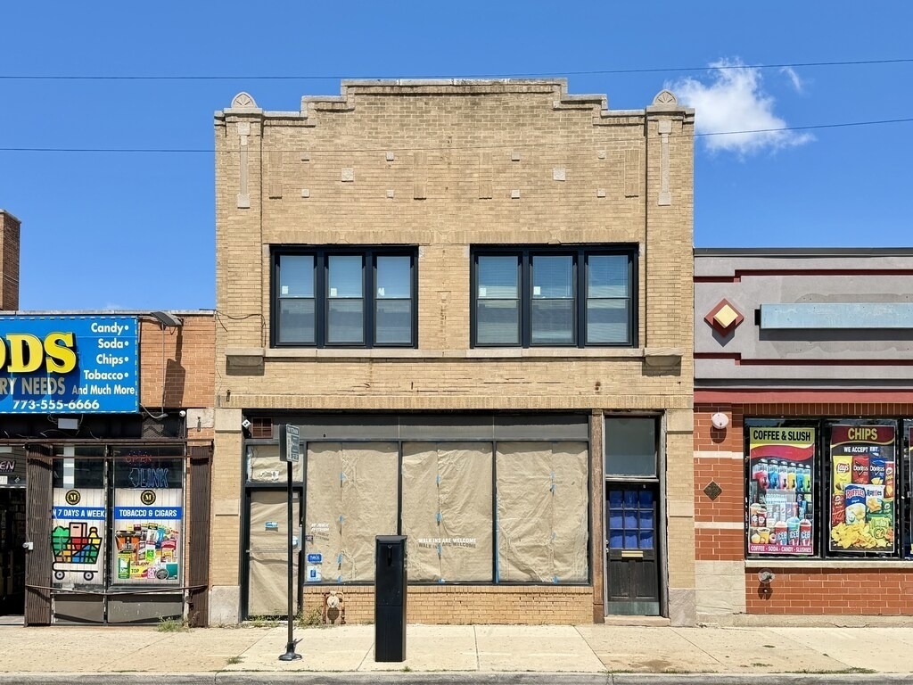 6018 W North Avenue - Photo 0