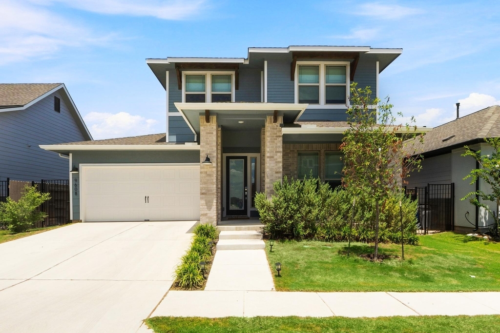 9608 Hamadryas Dr - Photo 0