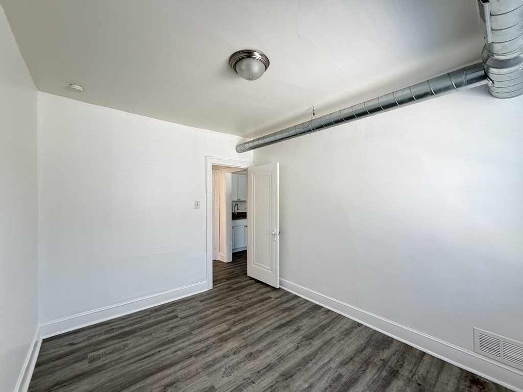 1605 N Mcvicker Street - Photo 17