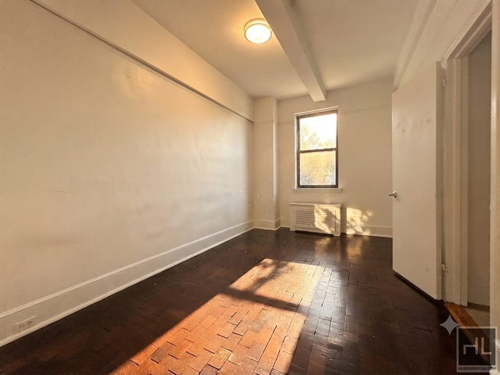 West 73rd Street - Photo 4