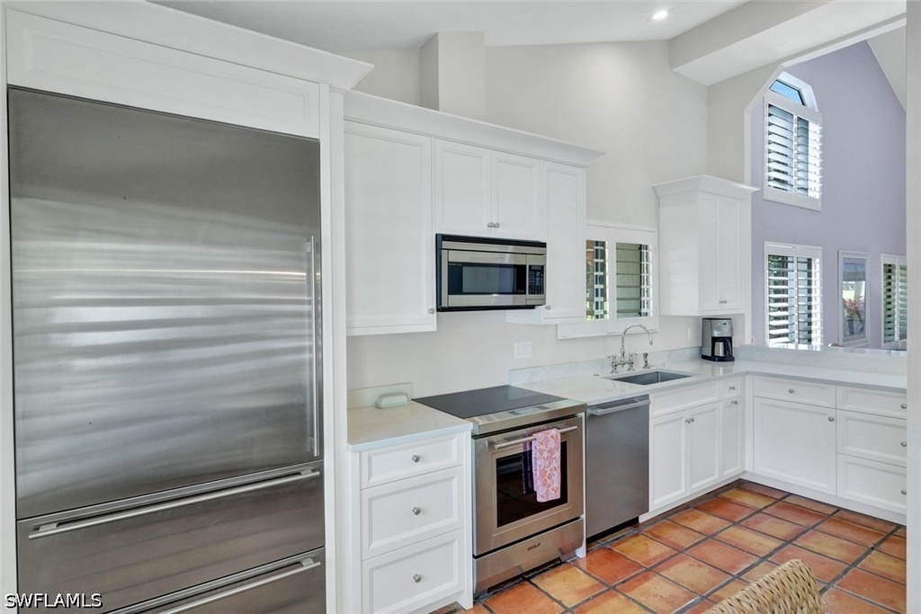 202 Bears Paw Trail - Photo 1