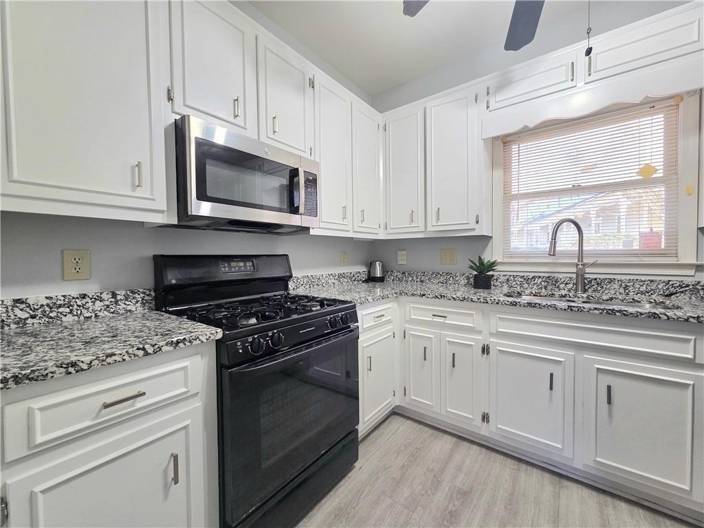 1426 Cambridge Common - Photo 3