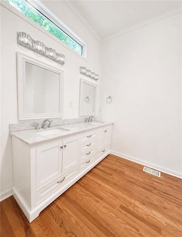 3235 Bentwood Close - Photo 42