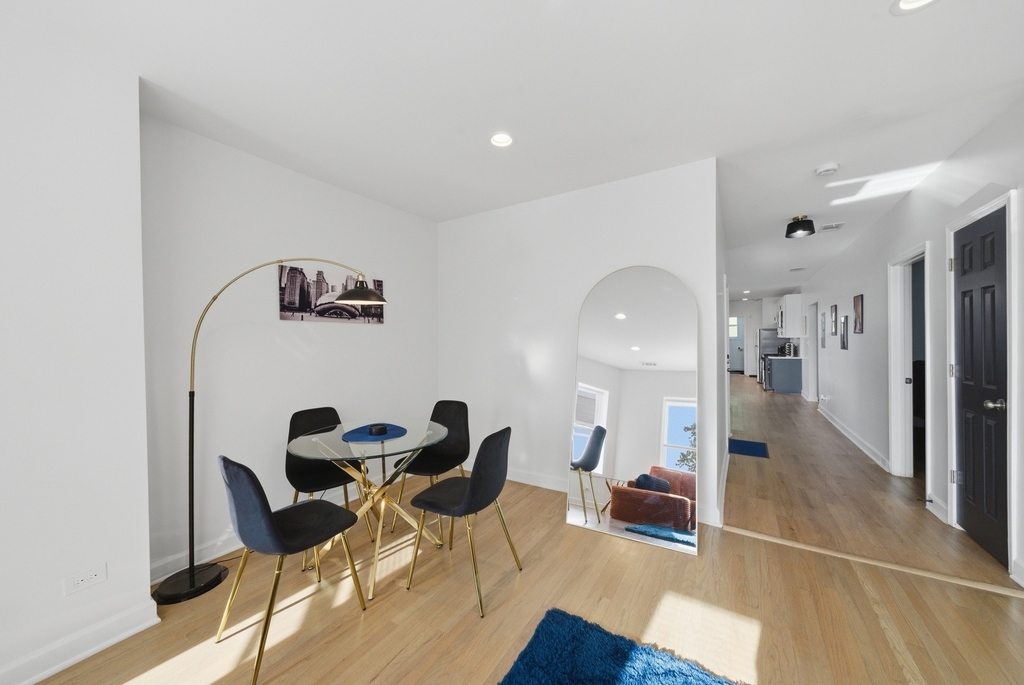 7435 S Euclid Avenue - Photo 2