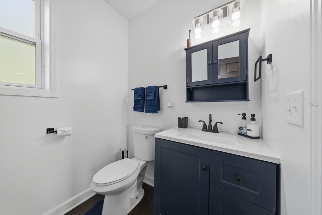 7435 S Euclid Avenue - Photo 16